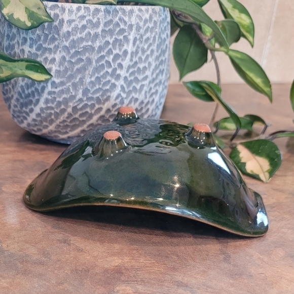 MCMASTER CANADA Small Pottery Dish, Canadian - Picture 5 of 11